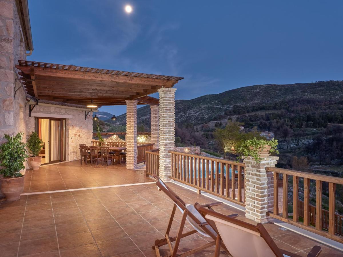 Villa Meralia Anafonítria 外观 照片