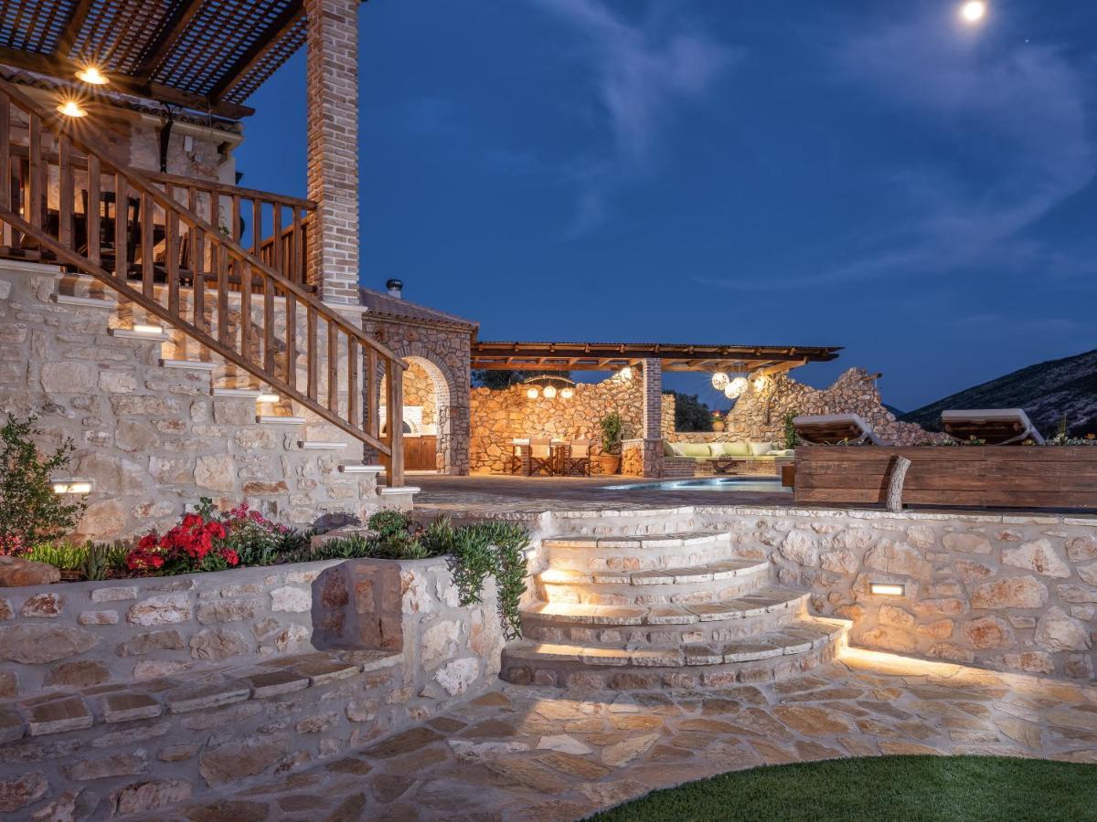 Villa Meralia Anafonítria 外观 照片