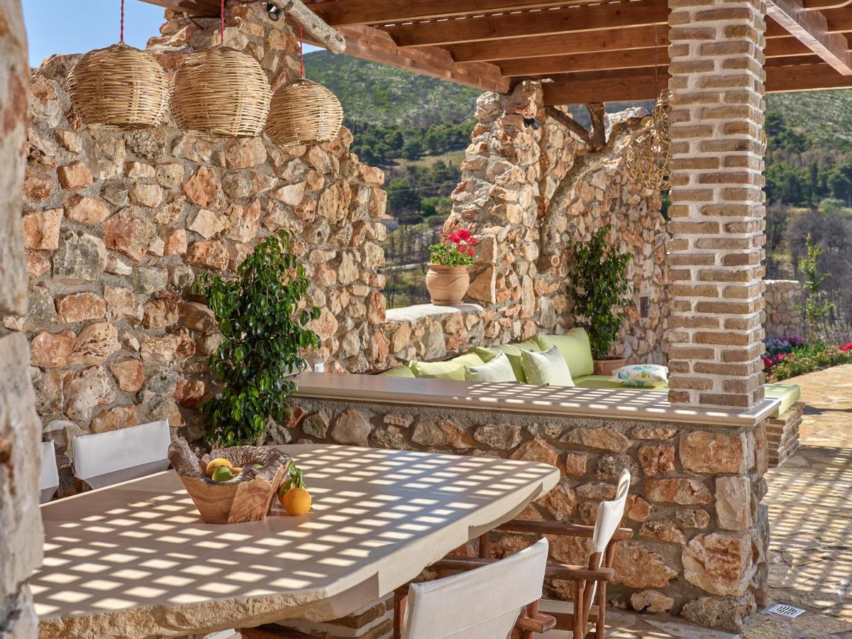 Villa Meralia Anafonítria 外观 照片