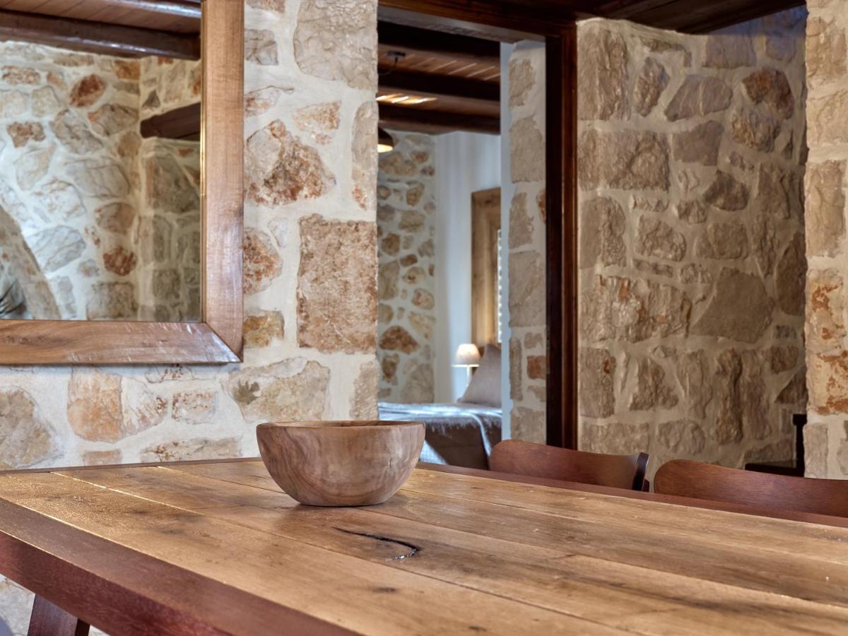 Villa Meralia Anafonítria 外观 照片
