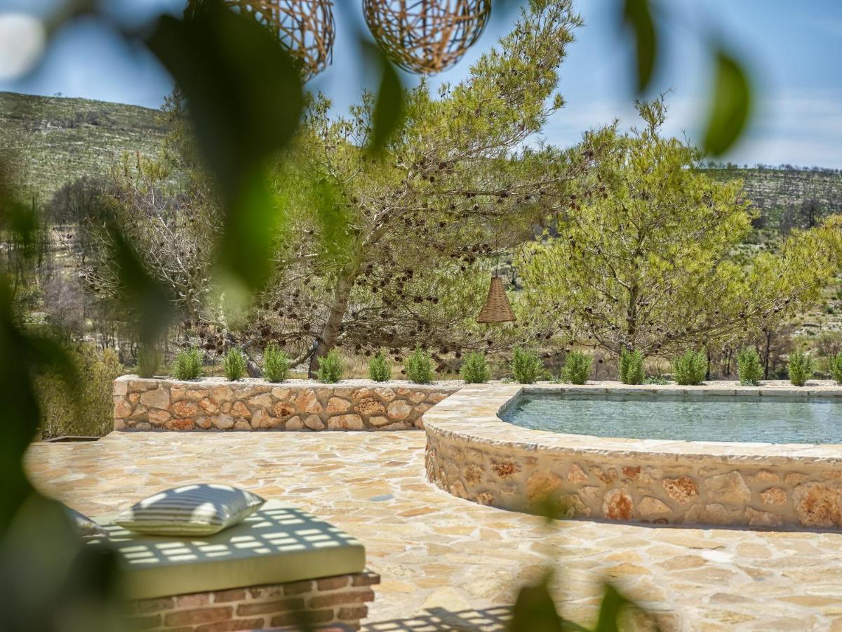 Villa Meralia Anafonítria 外观 照片