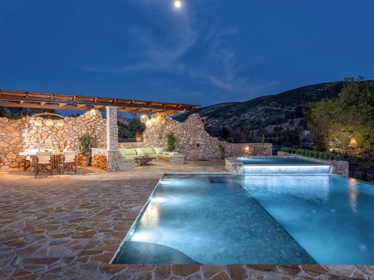 Villa Meralia Anafonítria 外观 照片